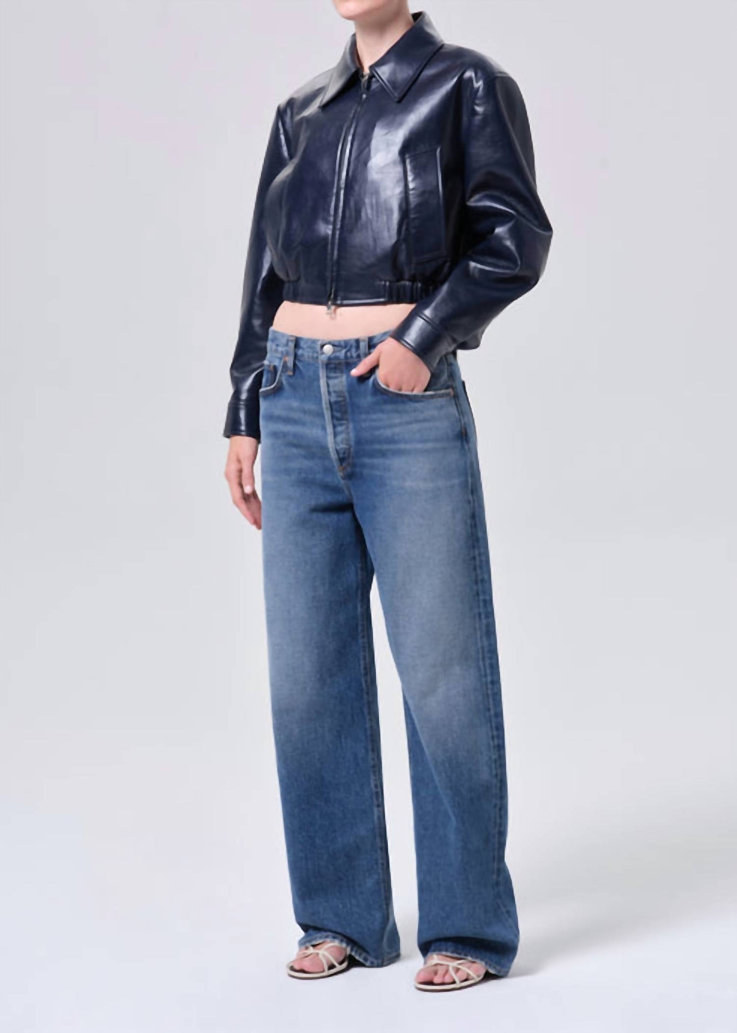 agolde-nahla-cropped-leather-jacket
