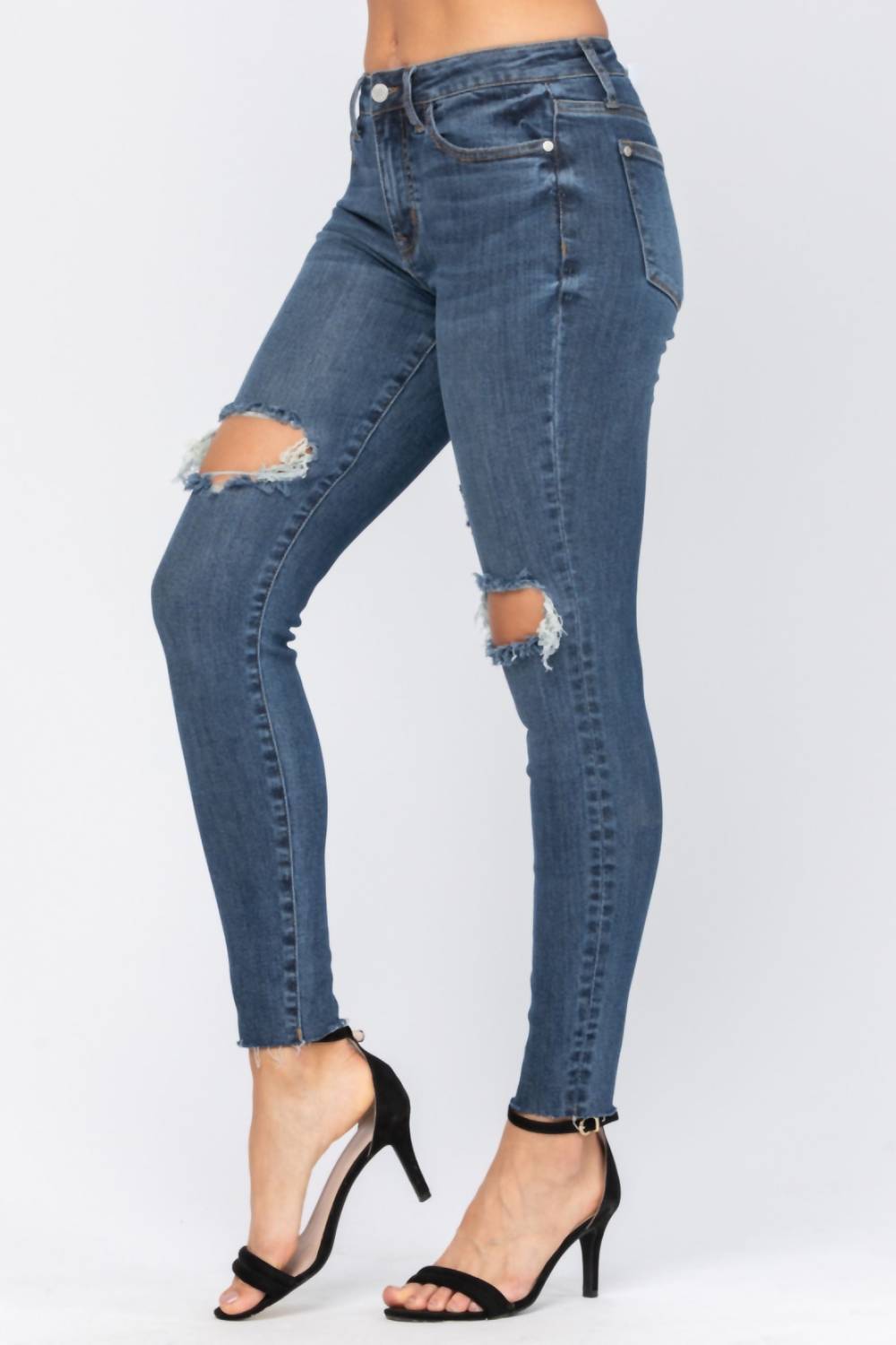 Judy Blue - Mid Rise Destroyed Knee Skinny Jeans