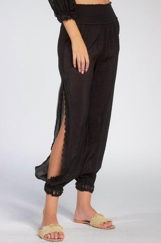 Elan - Calça com Fendas Laterais