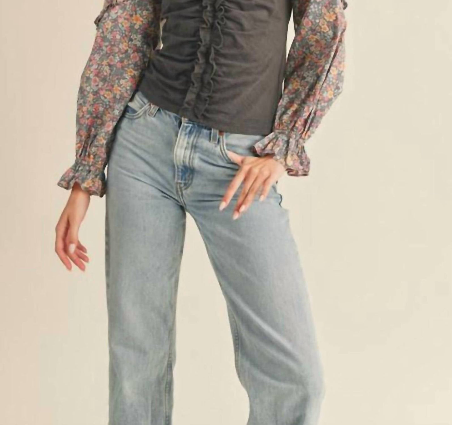 &Merci - Flirty Ruffles Blouse