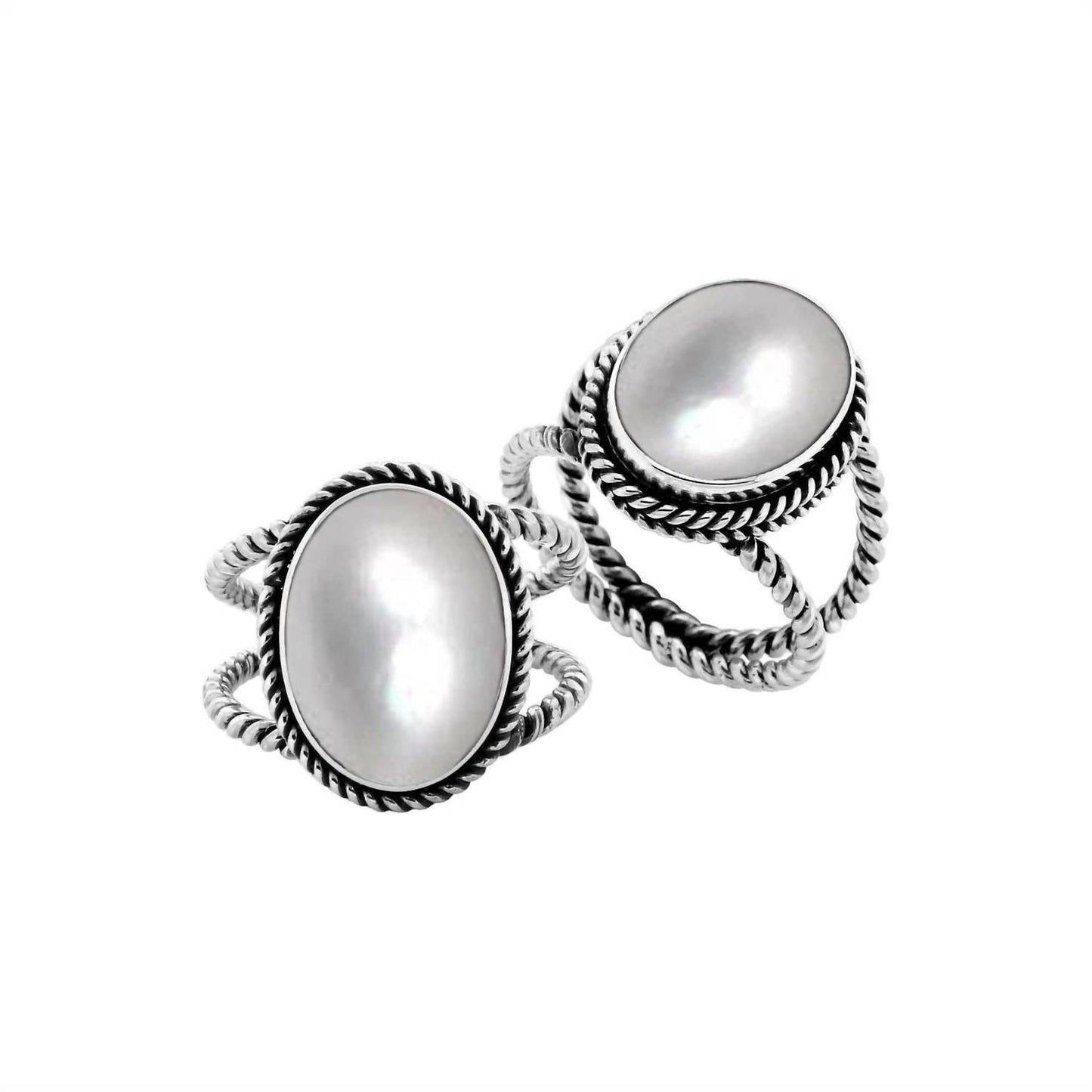 Bali - Women's Oval Rope Edge Mother Of Pearl Ring