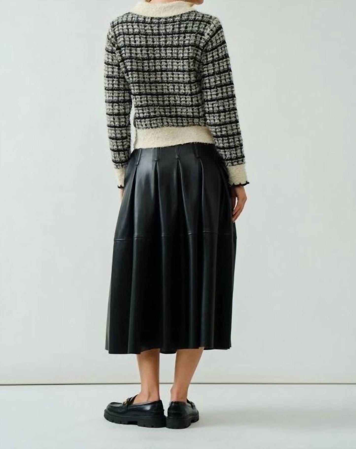 Aaron & Amber - Soft Tweed Cardigan