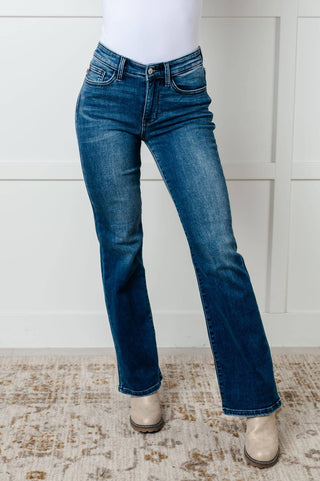 Judy Blue - Calça Jeans Bootcut Térmica de Cintura Média