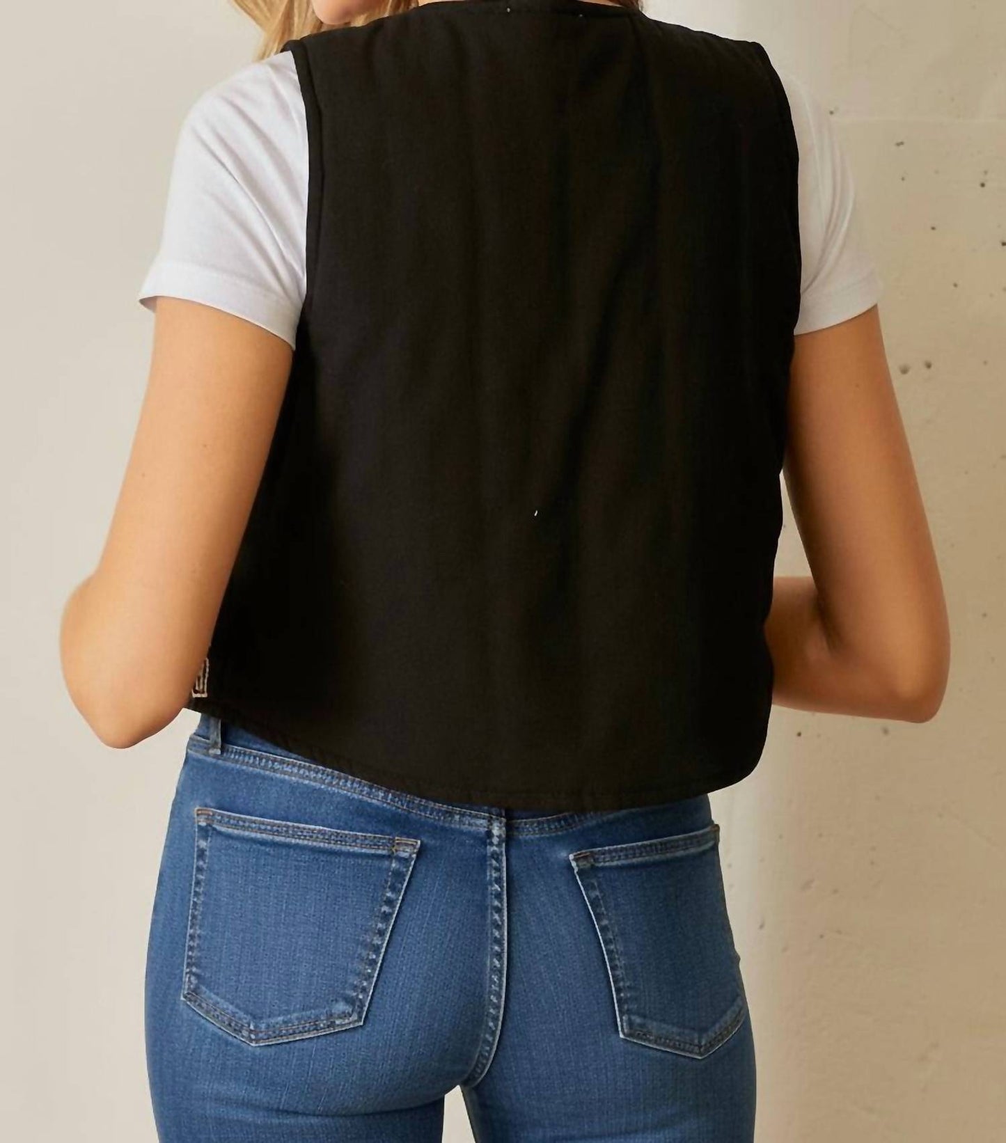 Baevely By Wellmade - Amalia Embroidered Vest