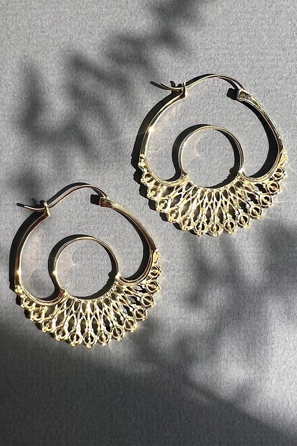 Astor & Orion - Women's Iris Small Hoops