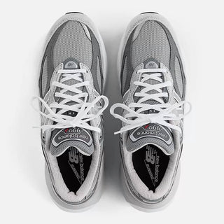 New Balance - Unissex Fabricado nos EUA 990v6