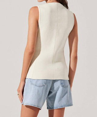 Astr - Jayce Sweater Vest Top