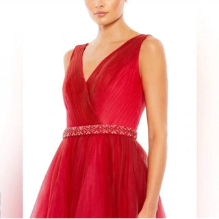 Mac Duggal - Vestido de baile sem mangas com cinto e contas