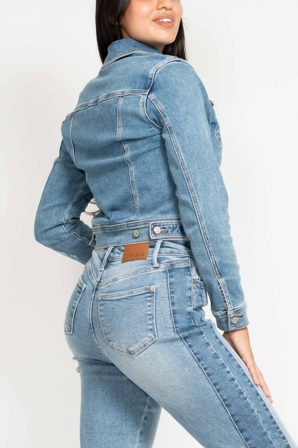 judy-blue-classic-vintage-wash-denim-jacket-1