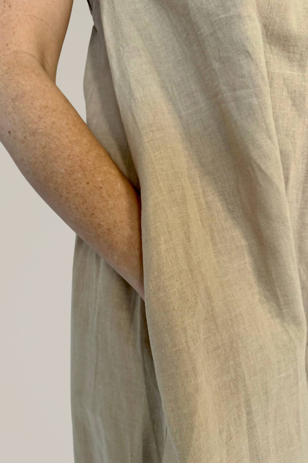 Grade & Gather - Linen Blend Strapless Column Dress