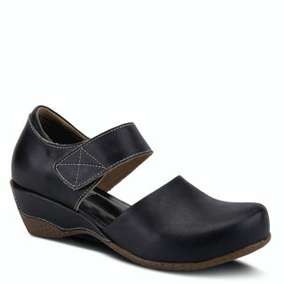 L'Artiste - Women's Gloss Mary Jane Shoes