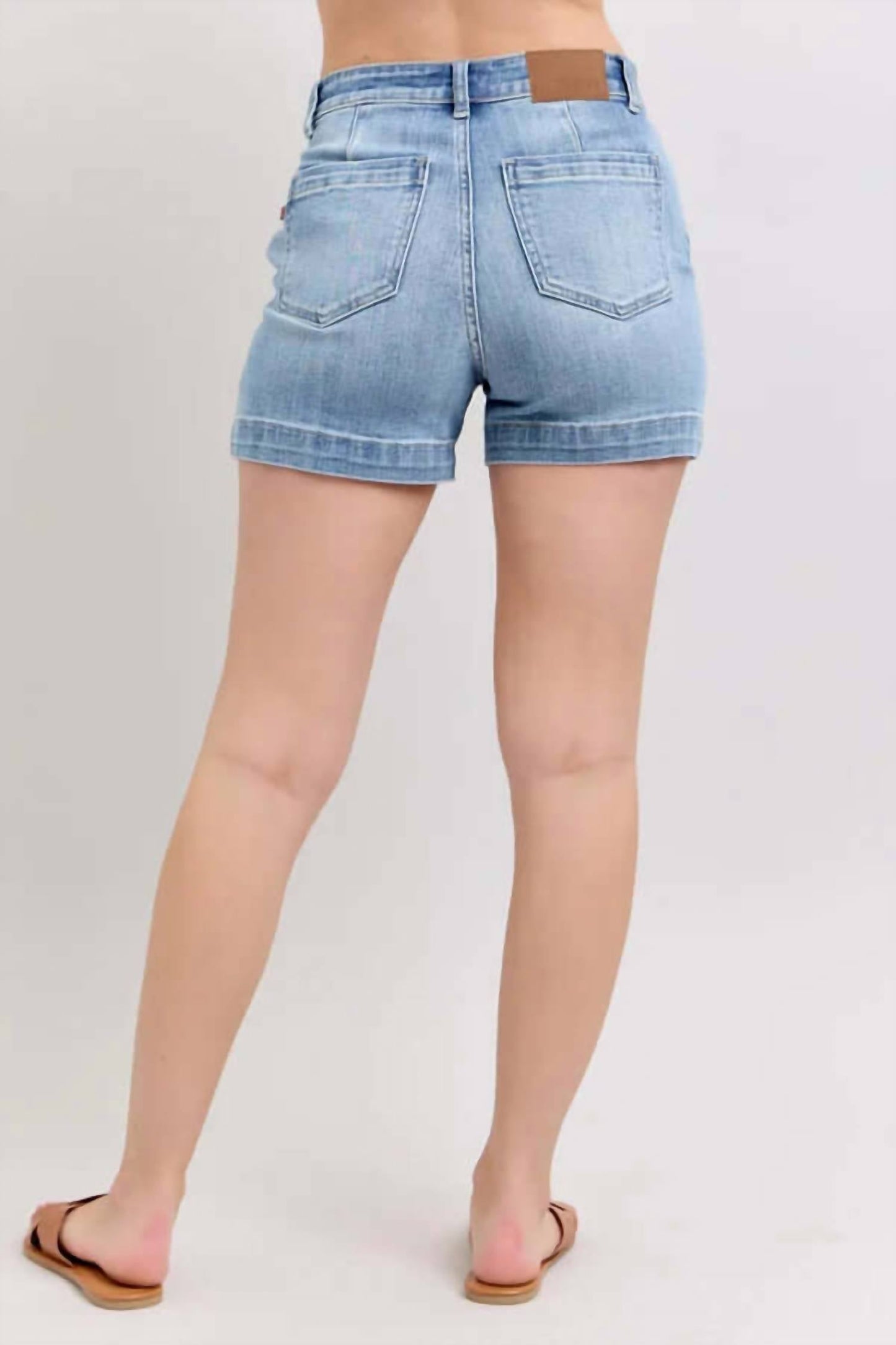 Judy Blue - Mid Rise Trouser Hem Short