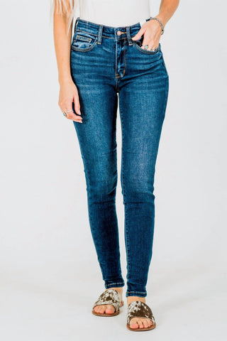 Judy Blue - Core Mid-rise Skinny Jean