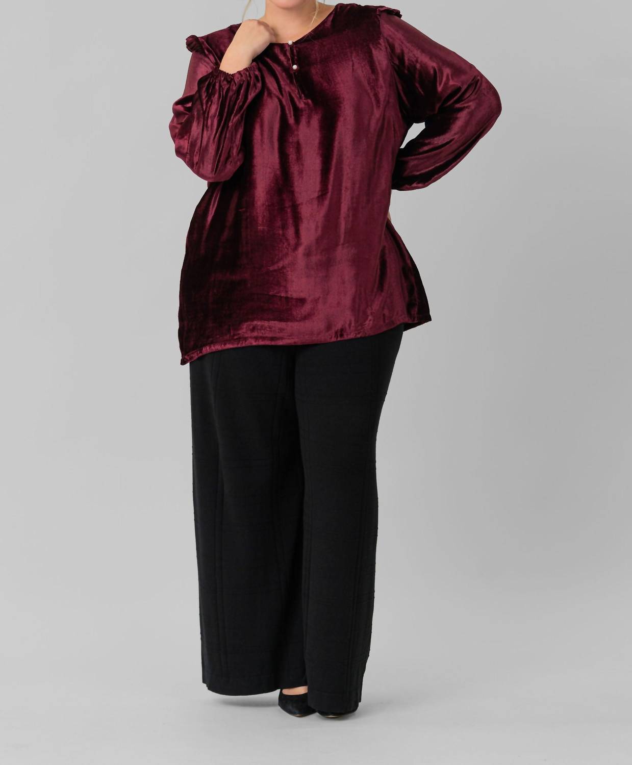 Emily Lovelock - Hazel Long Sleeve Top - Plus