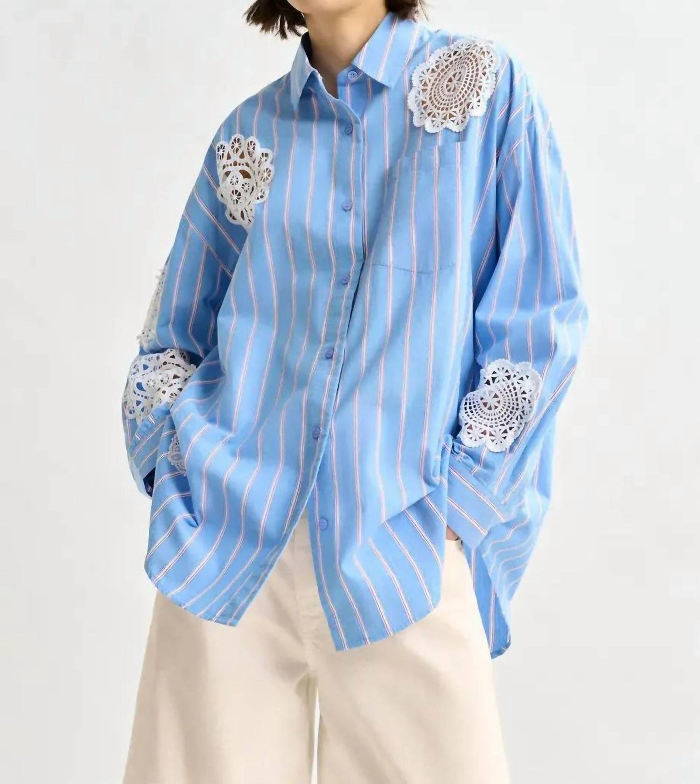 Essential Antwerp - Lace Applique Shirt