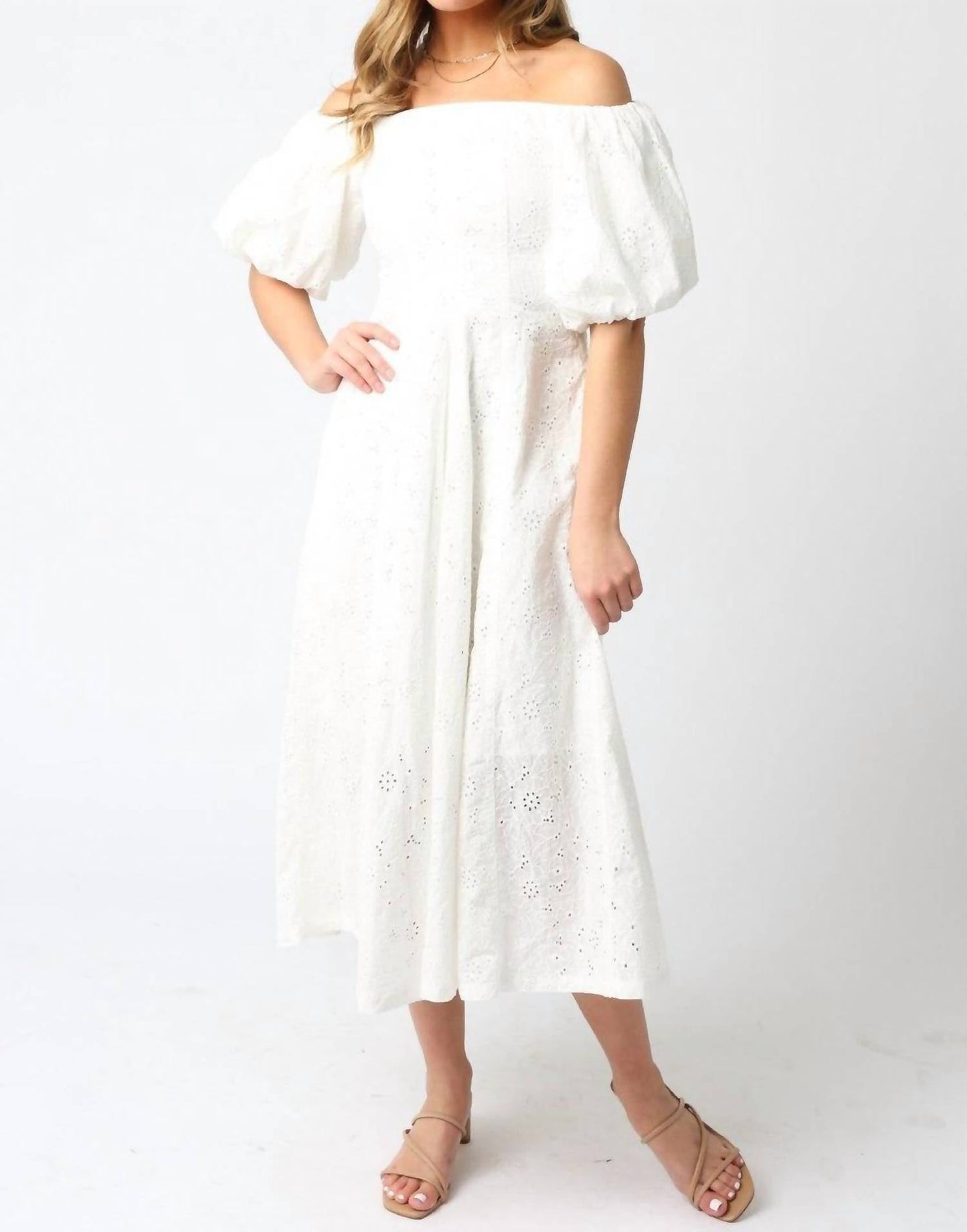 Olivaceous - Gracie Eyelet Puff Sleeve Midi Dress