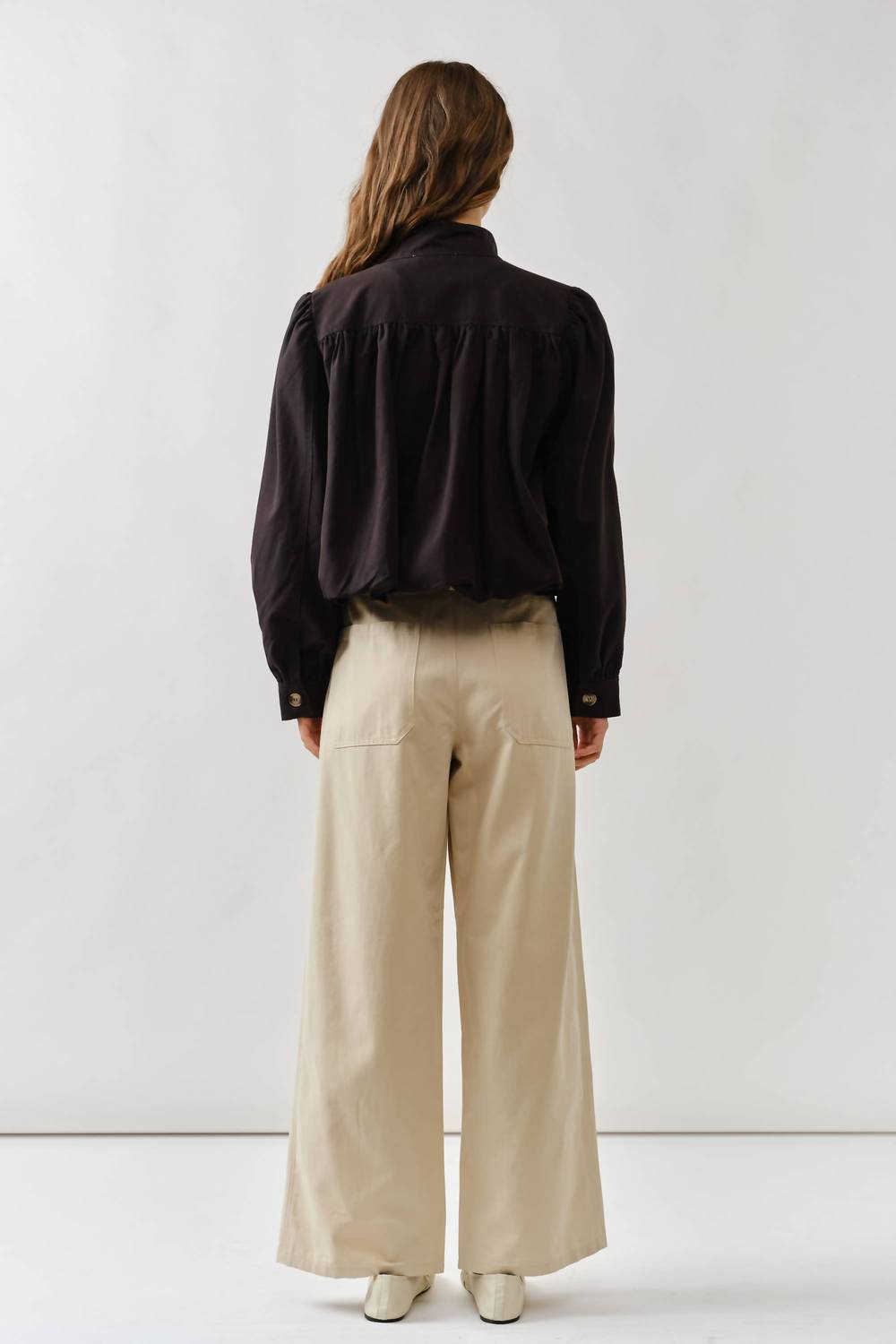 Aaron & Amber - Brynne Short Balloon Trench Jacket