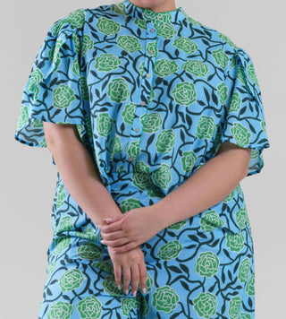 De Loreta - Blusa Daniela com botões - Plus