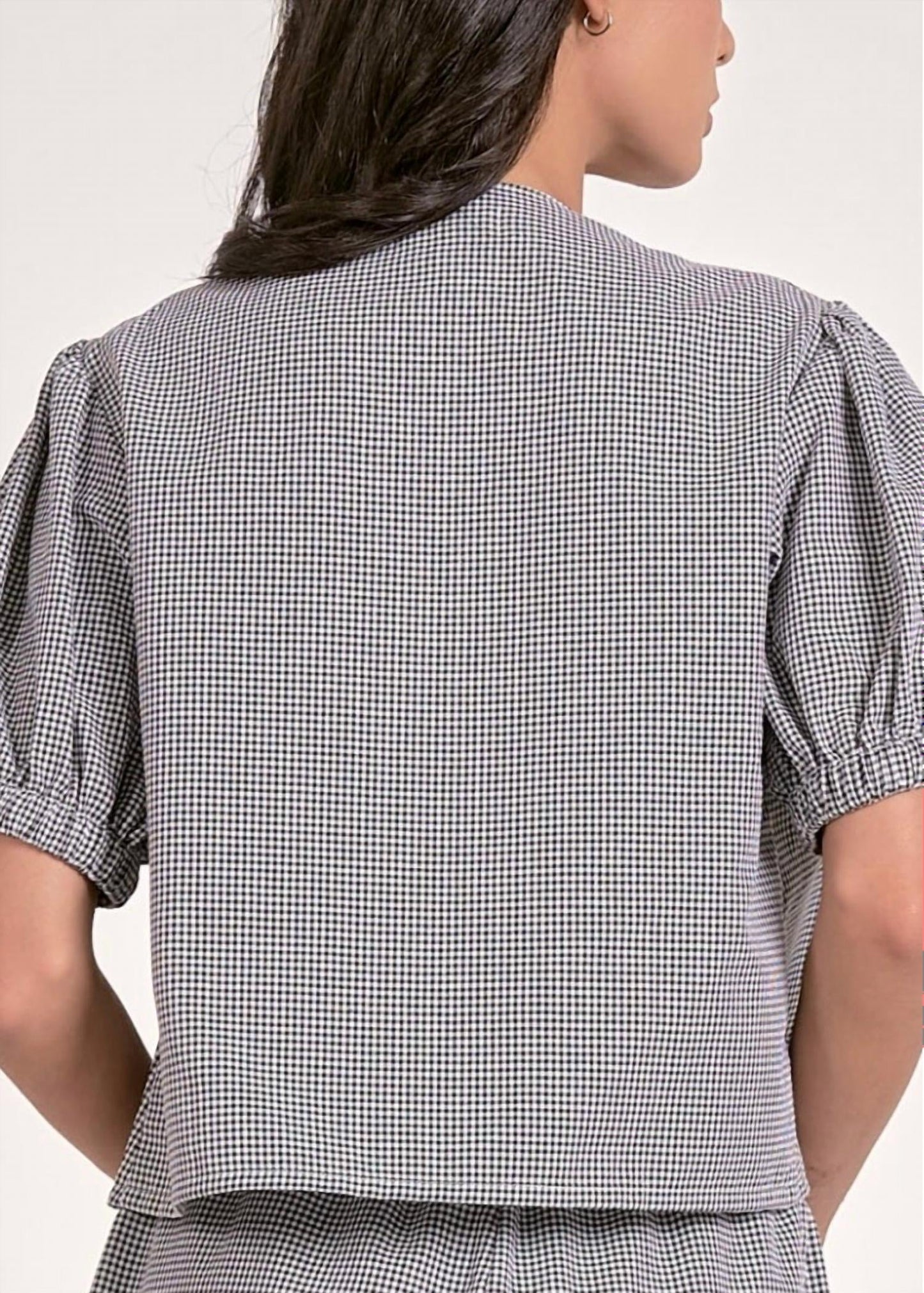 Elan - Wren Seersucker V-neck Blouse