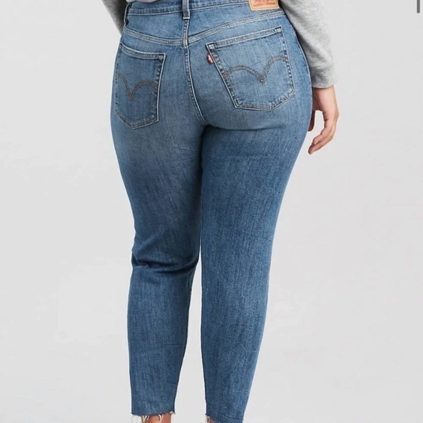 Levi'S - Women's Wedgie Fit Jeans