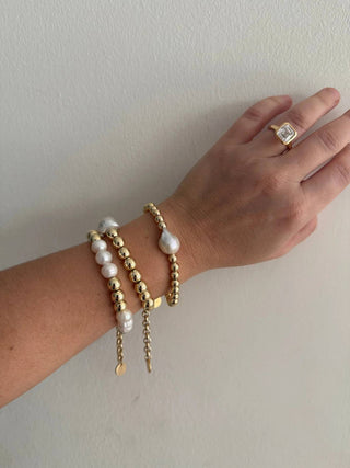 Eklexic - Pulseira feminina de pérolas e contas horizontais Poppy
