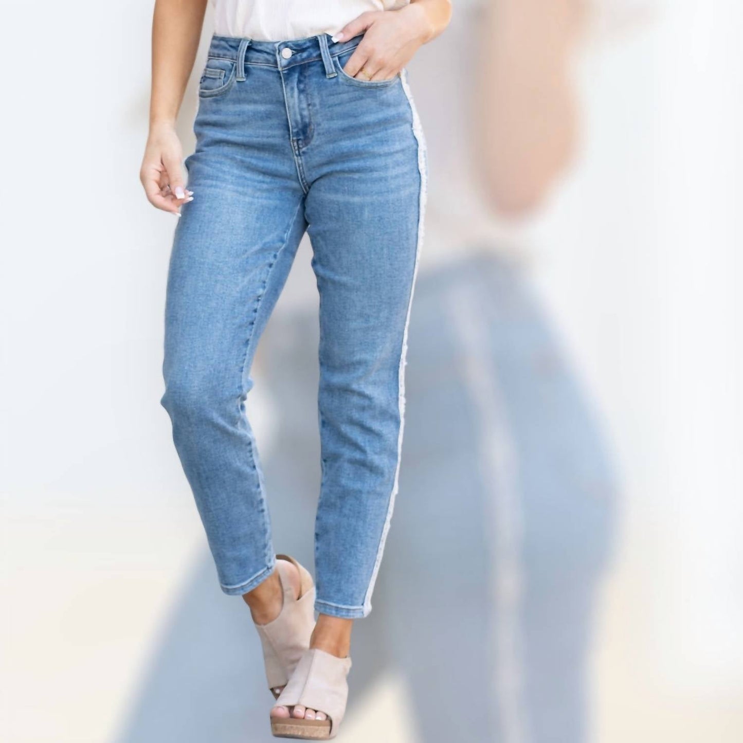 Judy Blue - High Waist Slim Fit Fray Side Seam Detail Jeans