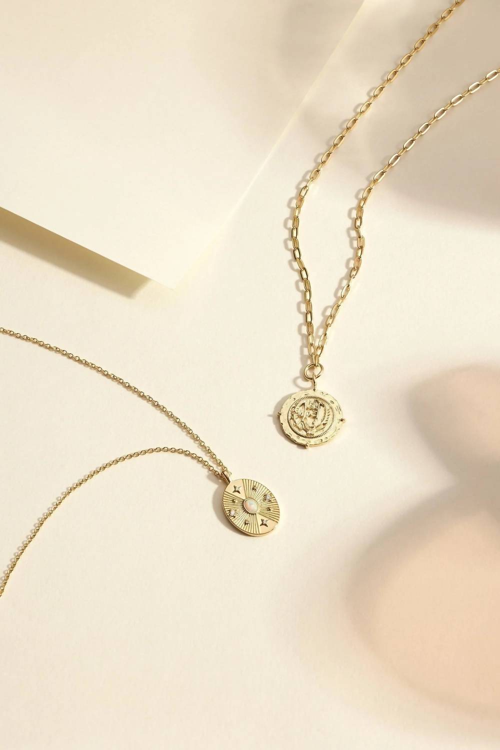 Eklexic - Women's Opulent Opal & Cubic Zirconia Necklace