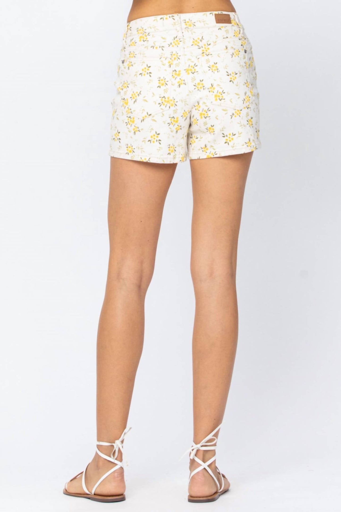Judy Blue - Flower Print Mid-Rise Shorts