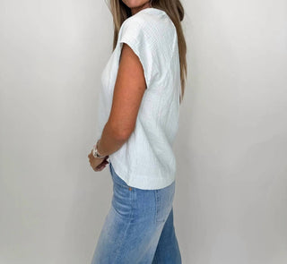 Bobi - Raglan Flutter Top