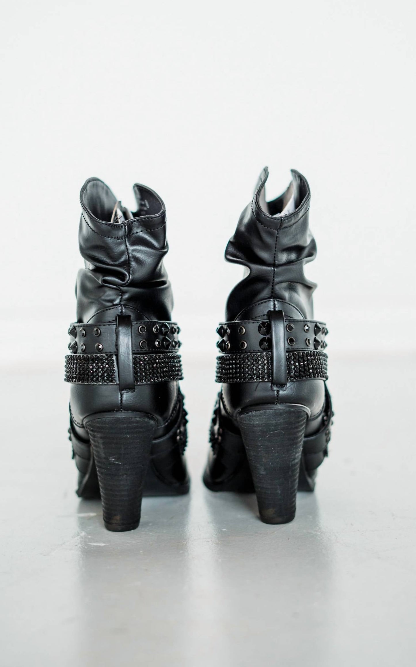 Not Rated - Women's Short Change Booties