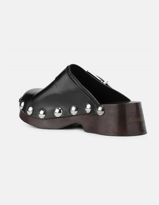 Ganni - Tamanco feminino retrô de couro com tachas