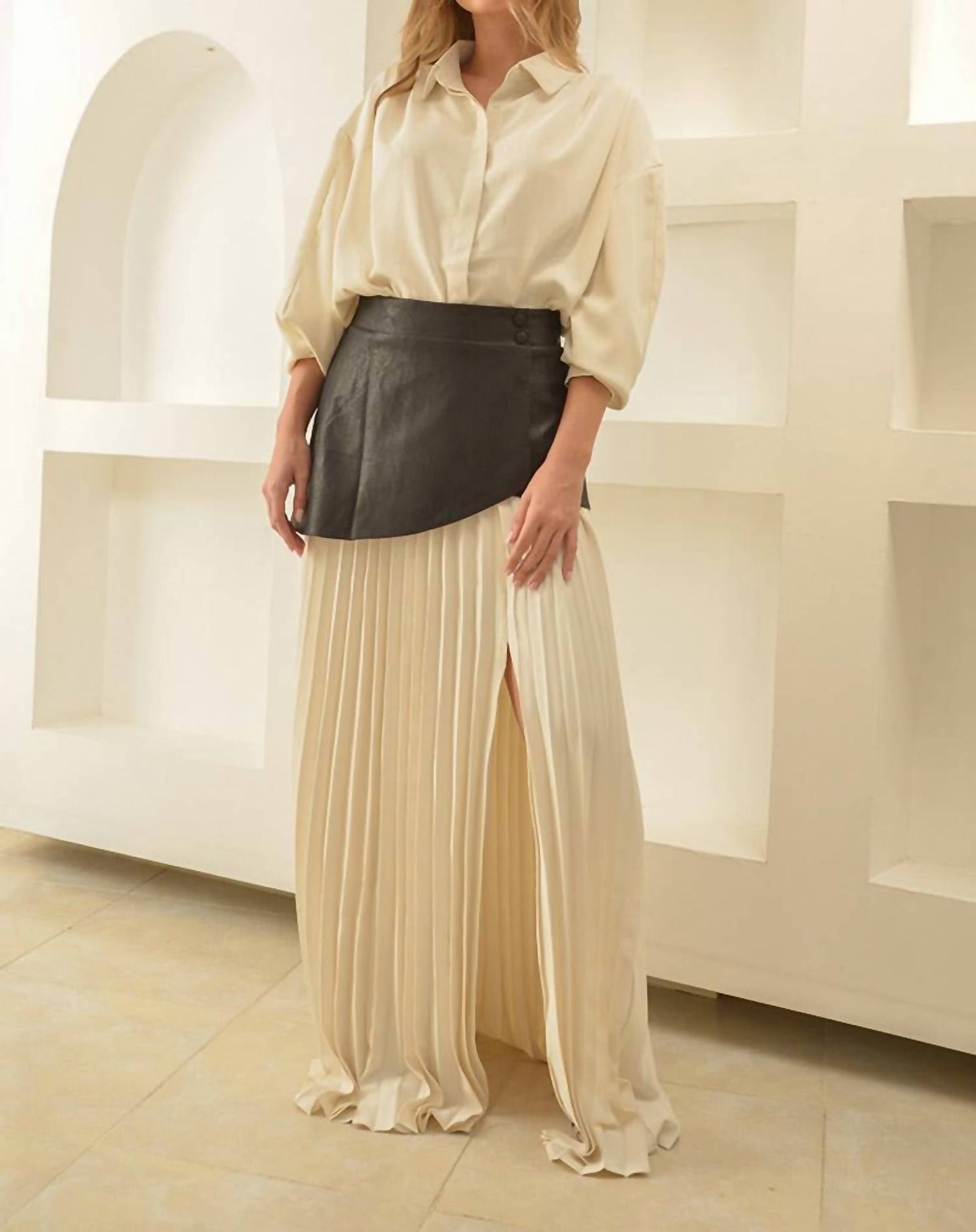 Steffany Milano - Camelia High Fashion Set