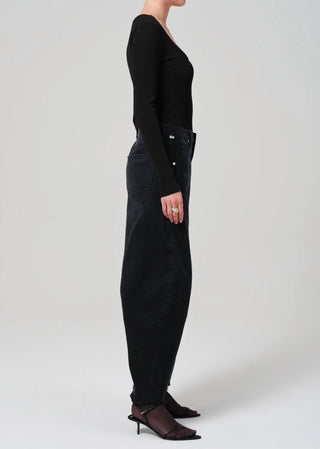 Cidadãos da Humanidade - Jeans Ferradura Remendado