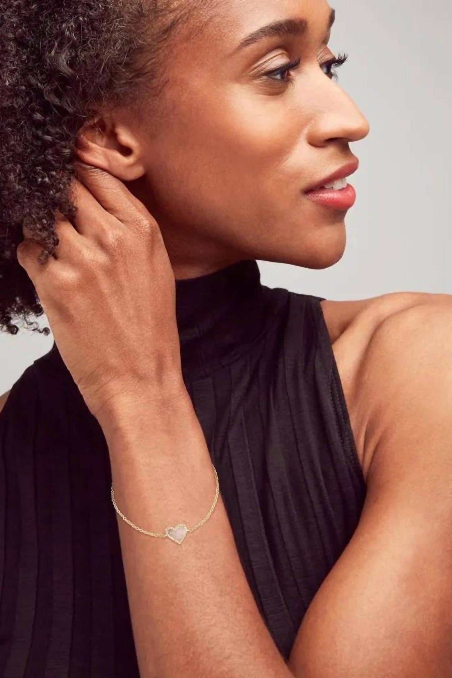 Kendra Scott - Women's Ari Heart Delicate Chain Bracelet