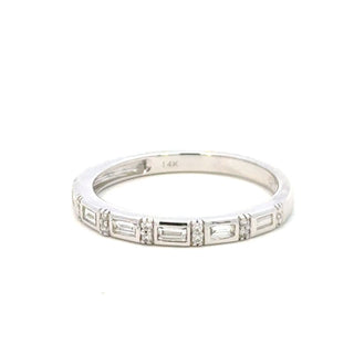 Aamiaa - 0.17 Carat Natural Diamond Baguette And Round Channel Band