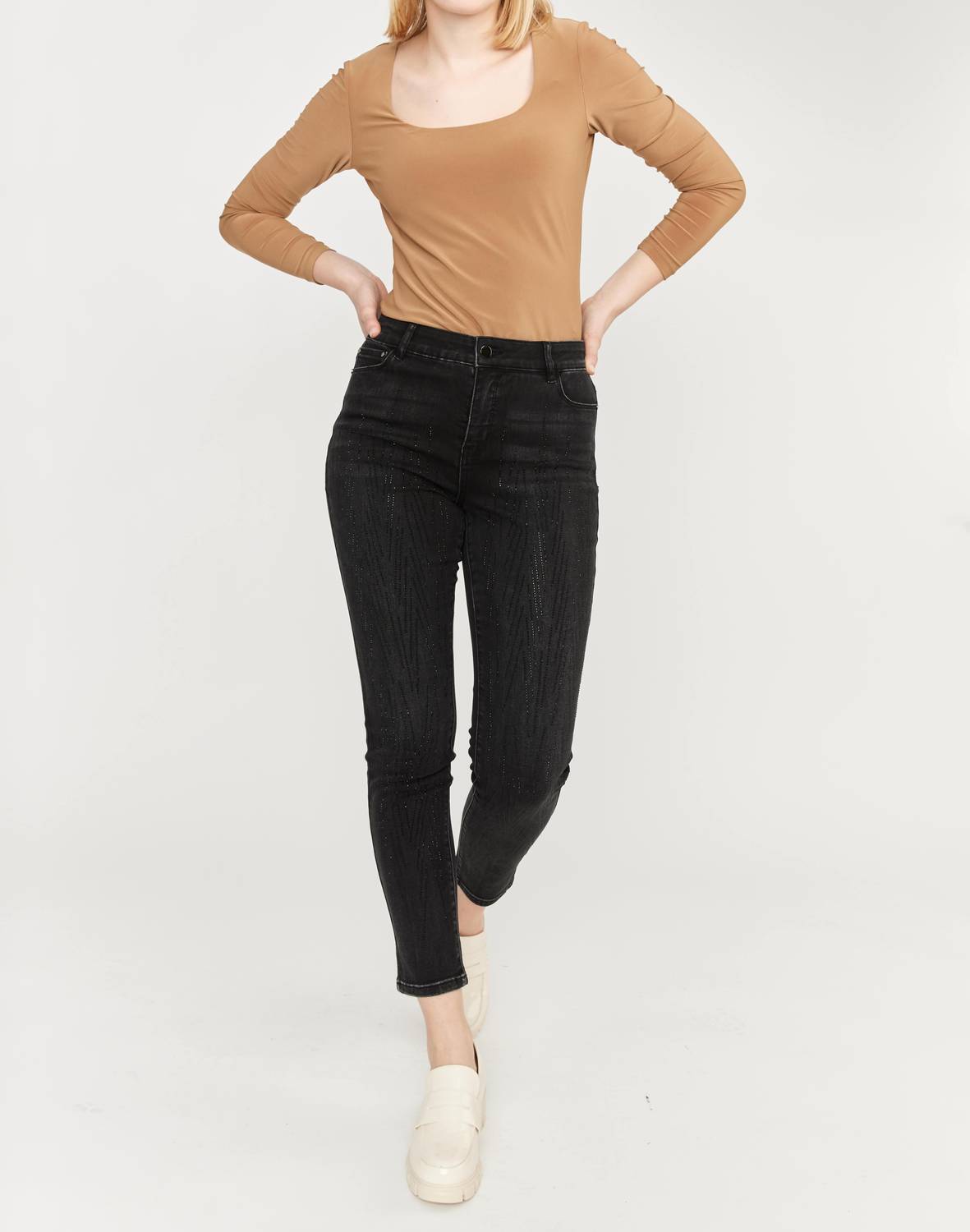 Frank Lyman - Woven Beaded Slim Jeans