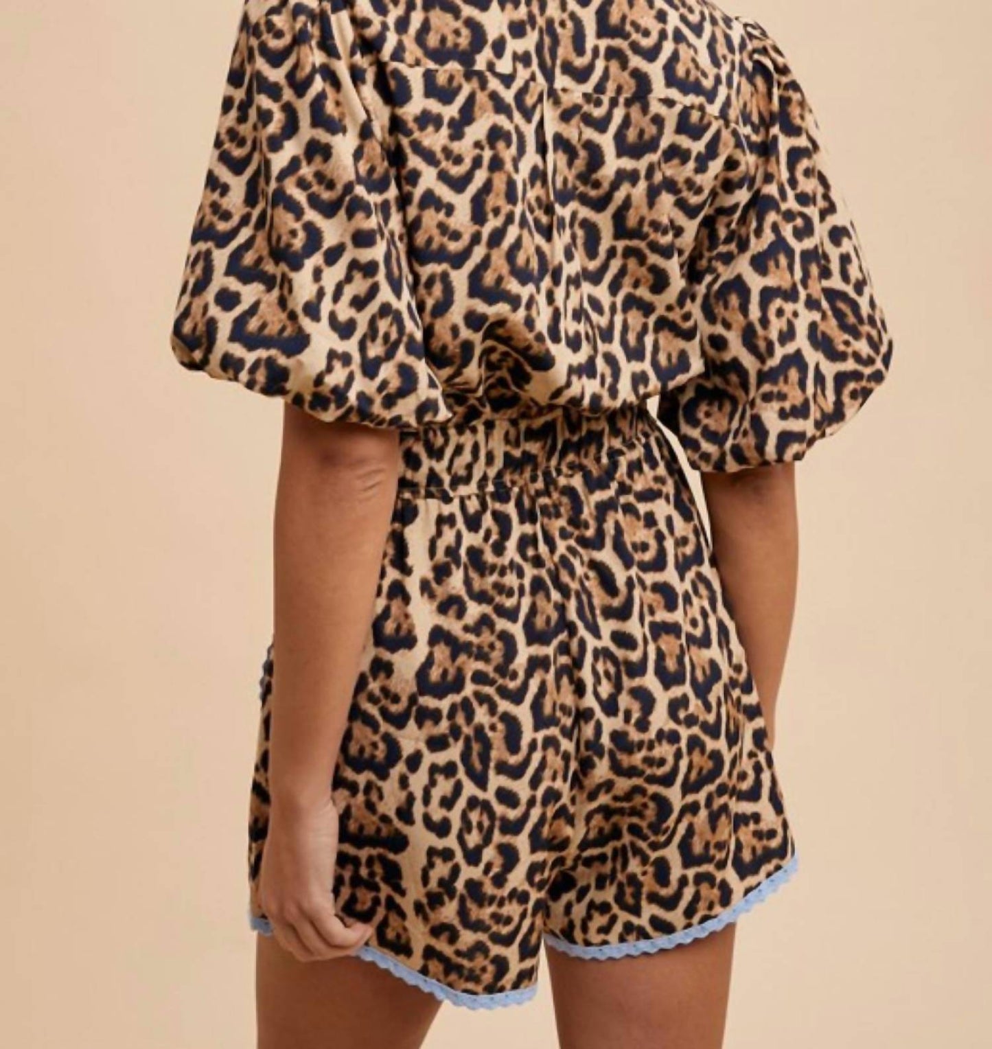 Anniewear - Lace Trimmed Leopard Print Button Down Romper