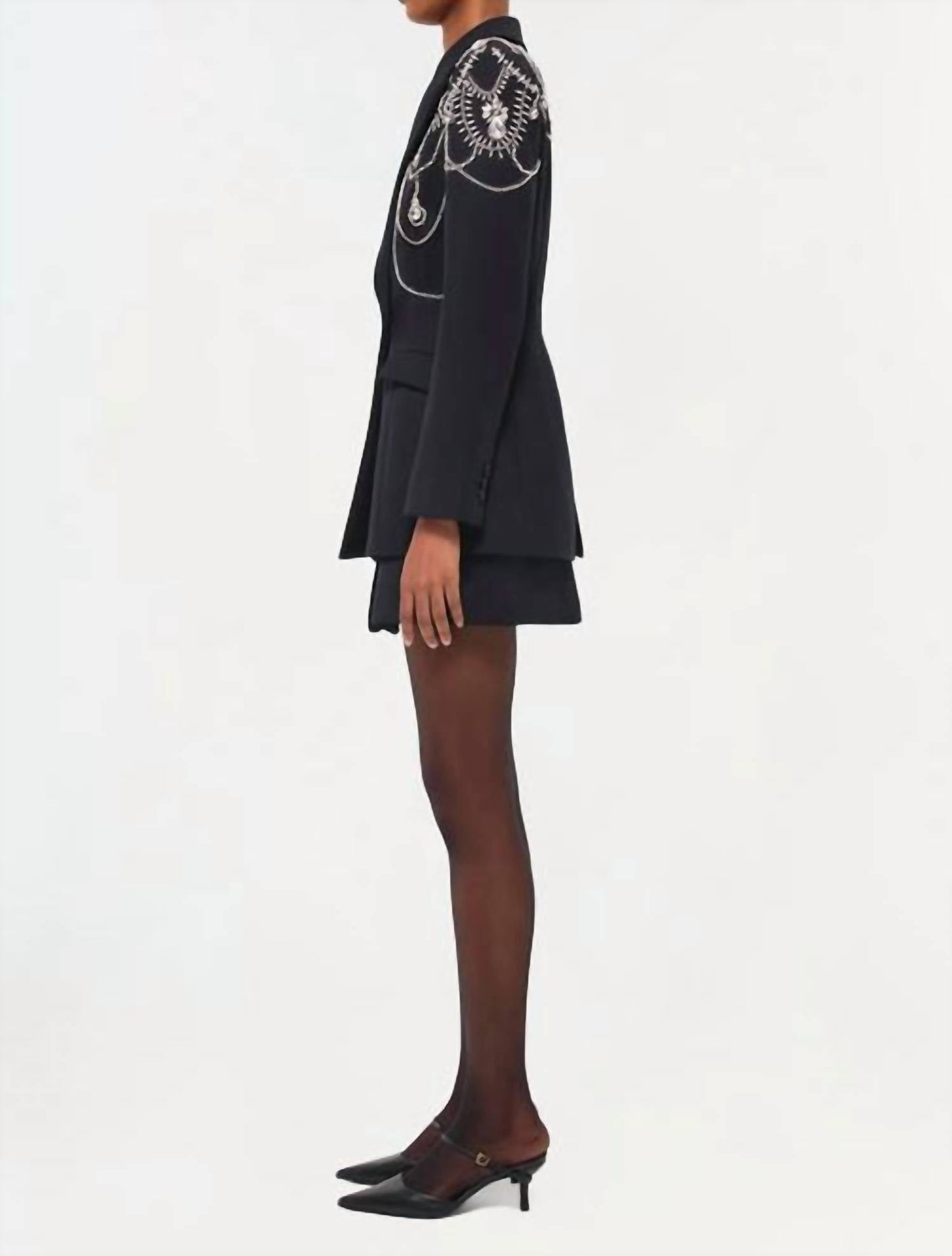 Blazer trespassado Simkhai - Getty