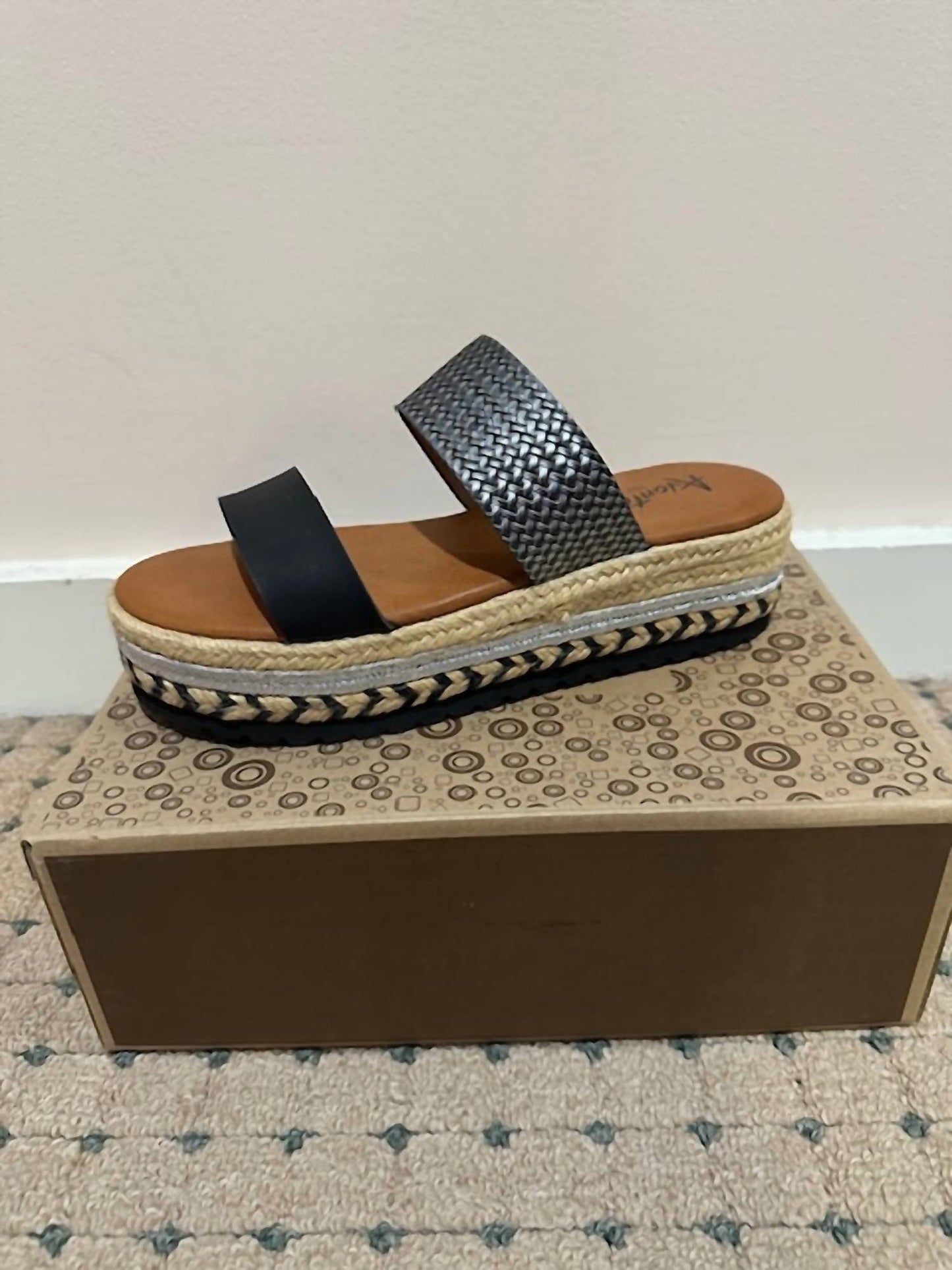 Avanti - Women's Ibiza Sandal