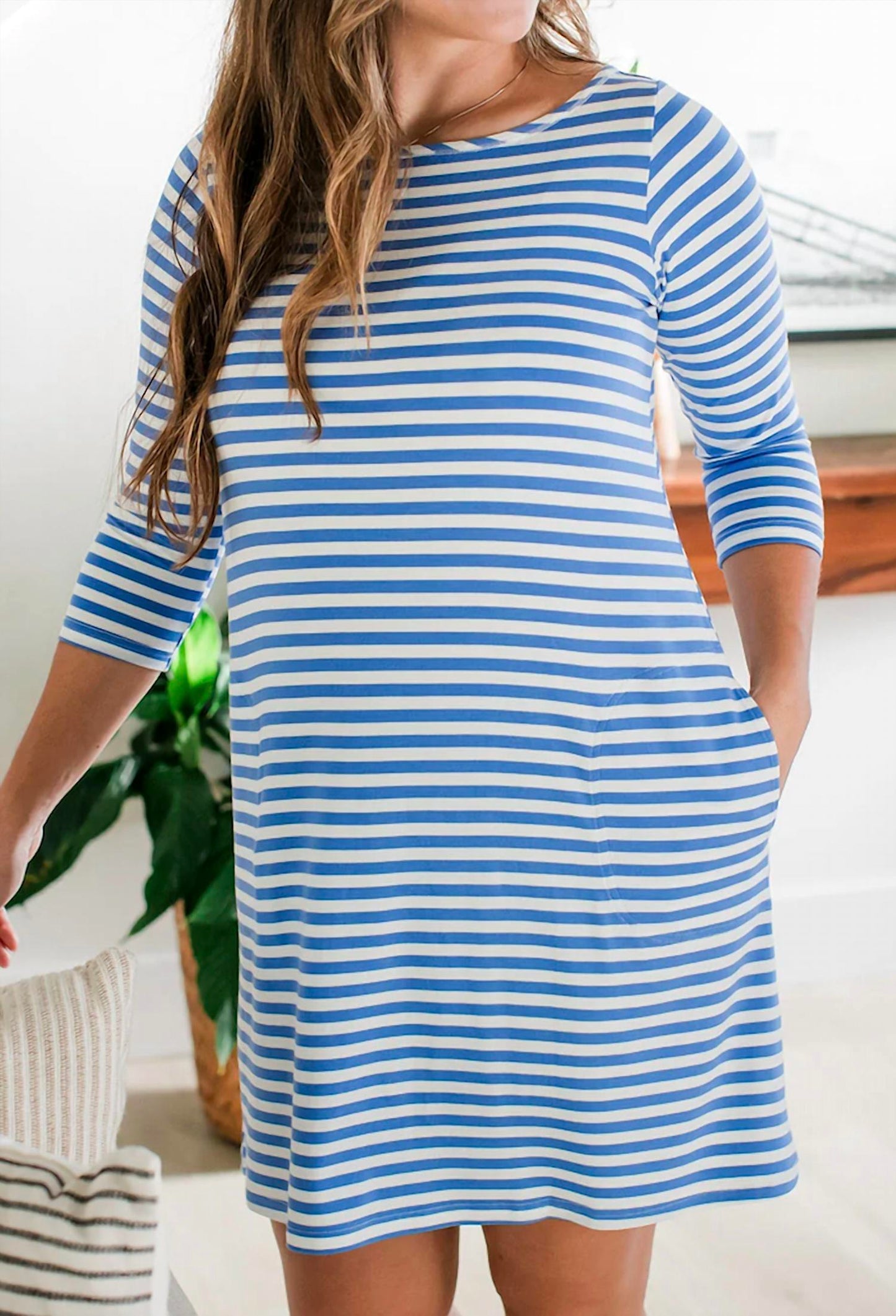 Yala - Vestido Rita com decote canoa e corte em A, de bambu e bolsos