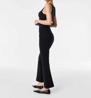 Spanx - Calça Flare Perfect Kick