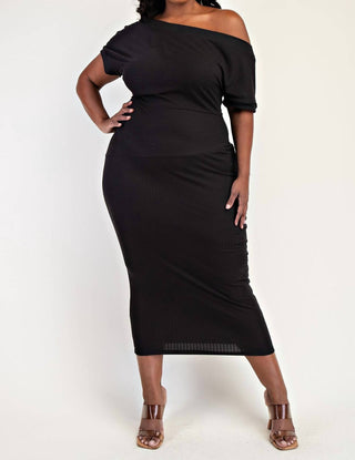 The Curve La - Plus Size Ribbed Knit Off Shoulder Knit Midi Dress