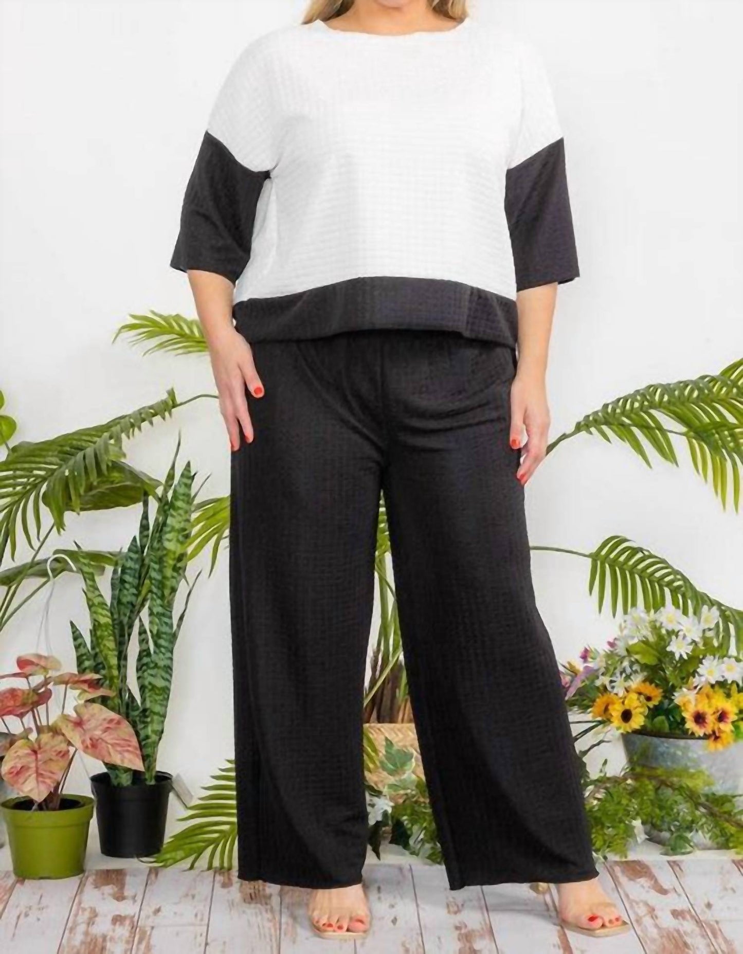 Karen T Design - Cozy Textured Two-piece Set