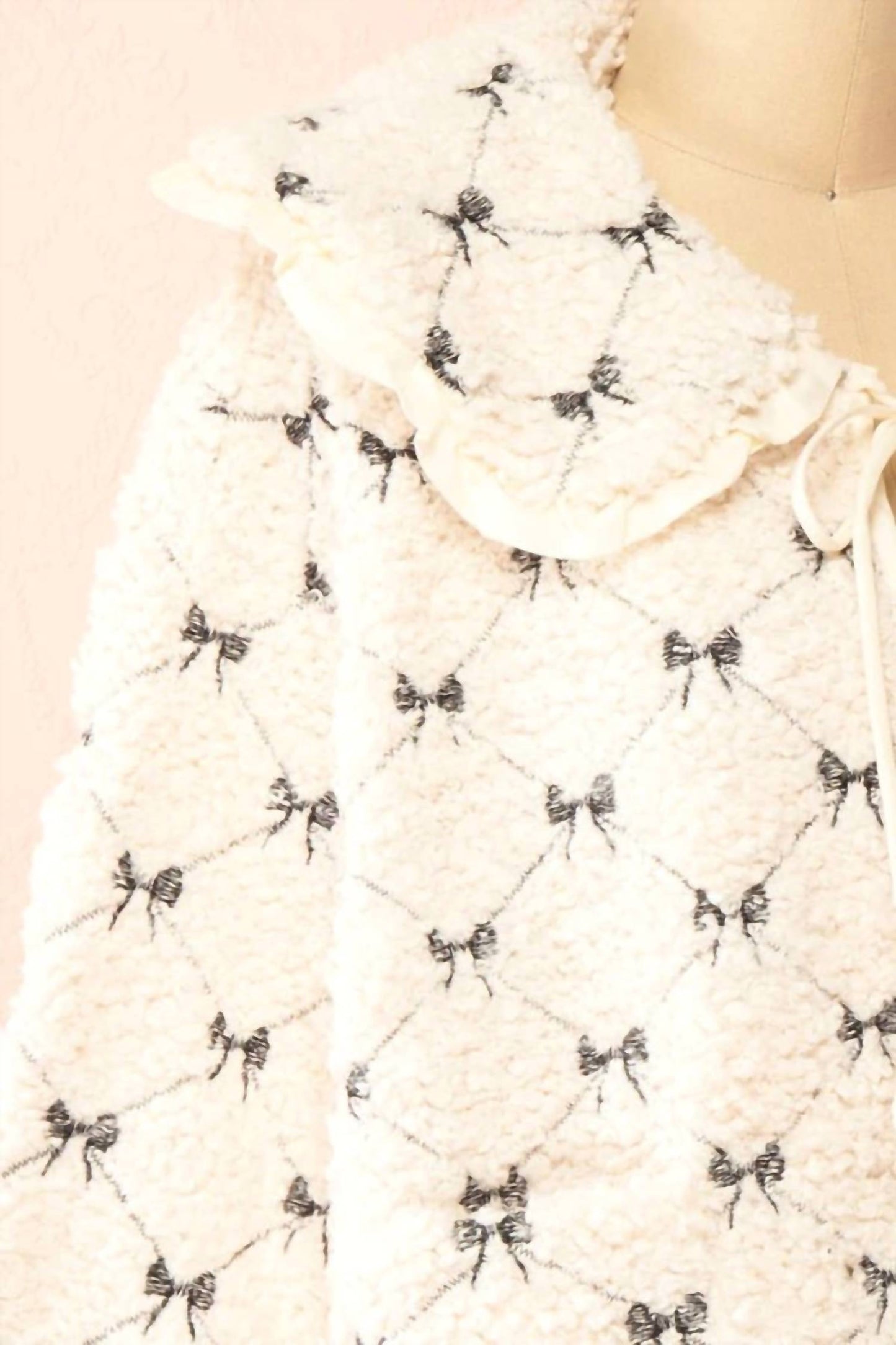 Mable - Bow Embroidered Quilted Sherpa Jacket