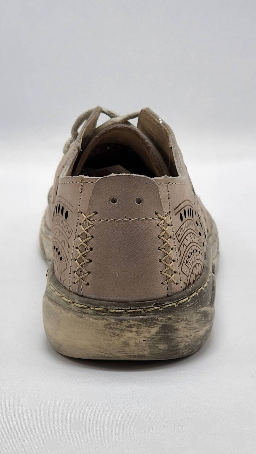 Kcr Group - Women's Timeless Low-Top Leather Shoes