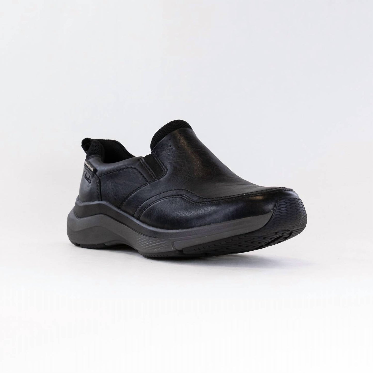 Clarks - Men's Wave Edge