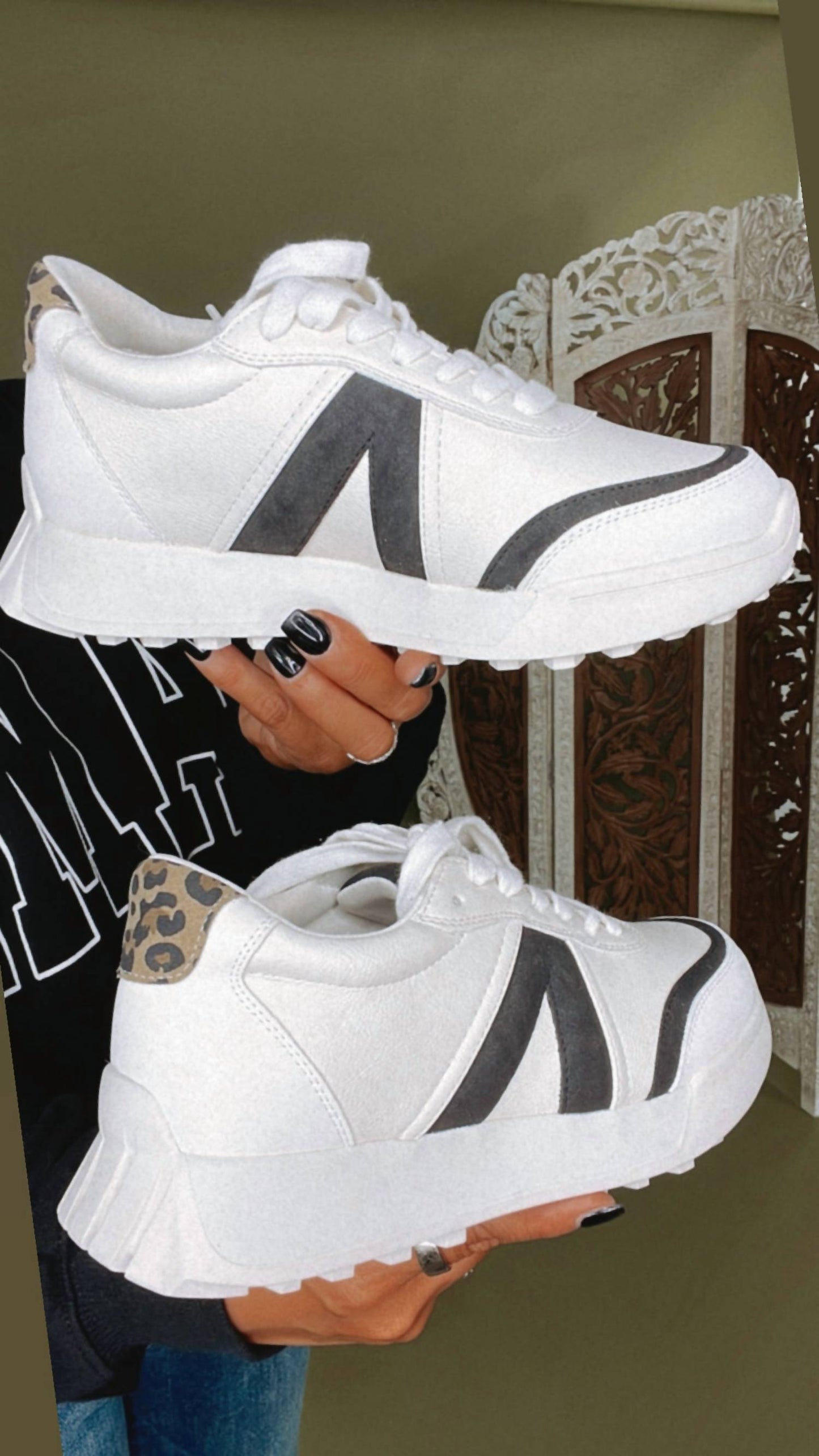 Everyday Chic Boutique - Women's Leopard Sneakers