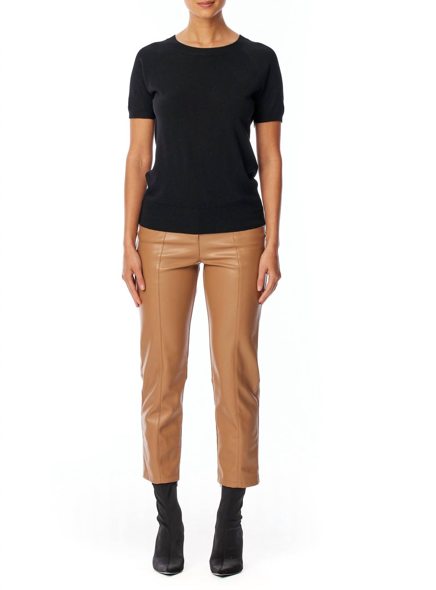Lblc The Label - Alex Short Sleeve Sweater