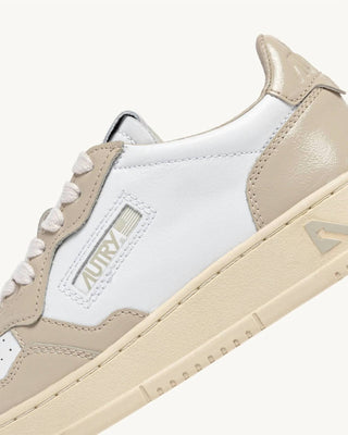 Autry - Women's Medalist Sneakers