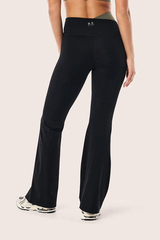 P.E. Nation - Wander Flare Legging